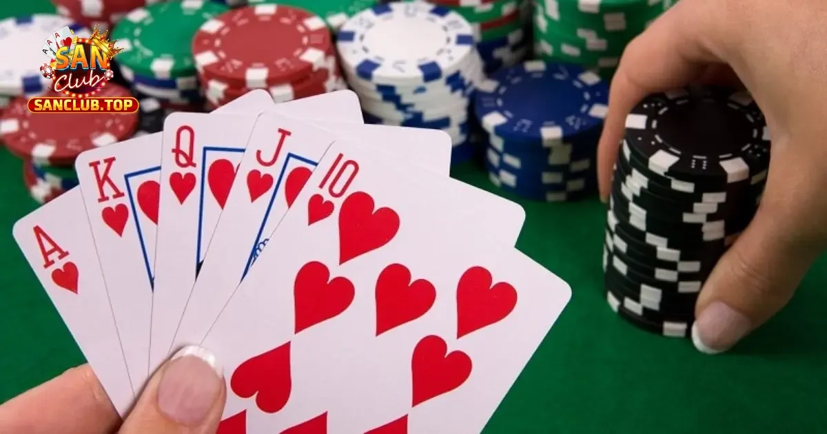 Thứ Tự Bài Mạnh Trong Poker – Bí Quyết Nhận Biết Thắng Lớn 4 Cách Nhận Diện Các Tay Bài Mạnh Khi Chơi Poker